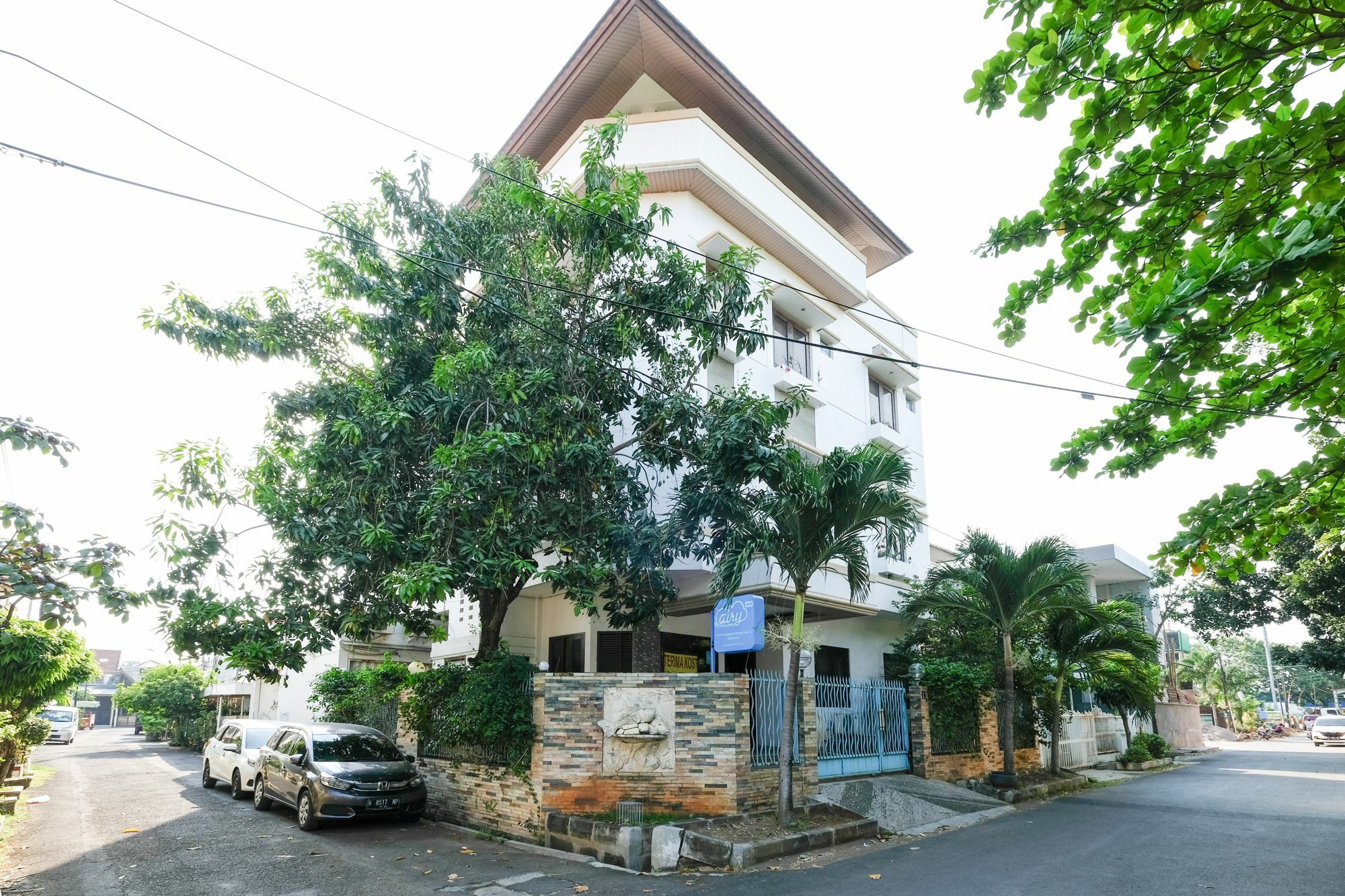 Reddoorz Plus Near Simpang Lima Semarang Dış mekan fotoğraf